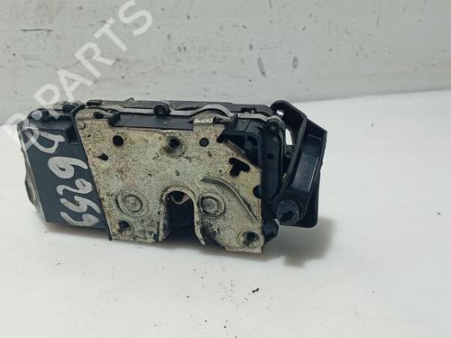 Used Front right lock CITROËN XSARA (N1) 1.9 TD (90 hp) 31109180