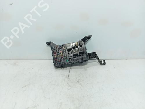 fuse-box-ford-mondeo-iii-b5y-2000-2001-2002-2003-2004-2005-2006-2007-36105307 main image