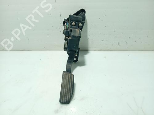 Used Pedal KIA CARENS III MPV (UN) 2.0 CRDi 140 (140 hp) 31102397