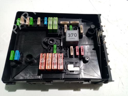 Used Fuse box Fuse box 19009025 19009025
