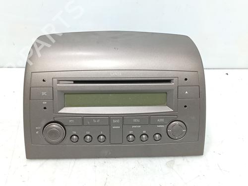 Auto-radio Auto-radio LANCIA YPSILON (843_) 1.3 JTD (843.AXD11, 843.AXD1A) (70 hp) 36527848 36527848