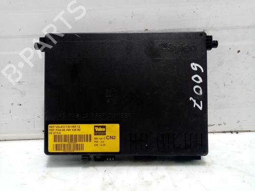 Used Fuse box CITROËN XSARA (N1) 1.6 16V (109 hp) 22901639