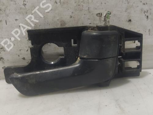 Maneta interior delantera derecha KIA SPORTAGE II (JE_, KM_) [2004-2011]  31112241