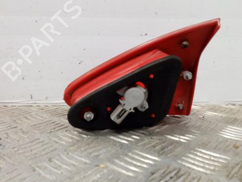 Left tailgate light ALFA ROMEO 147 (937_) 1.9 JTDM 16V (937.AXN1B, 937.BXN1B) | BP24689167C79