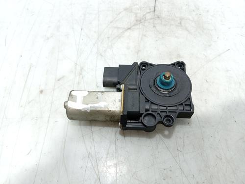 Left rear window motor BMW 1 (E87) 116 d | BP37031002E23 - Image 4