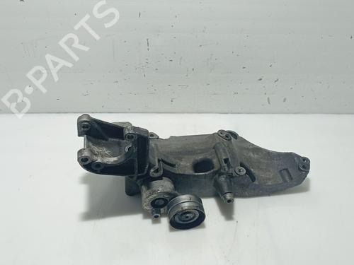 Used Support Support RENAULT TRAFIC II Van (FL) [2001-2026] 33027489 33027489