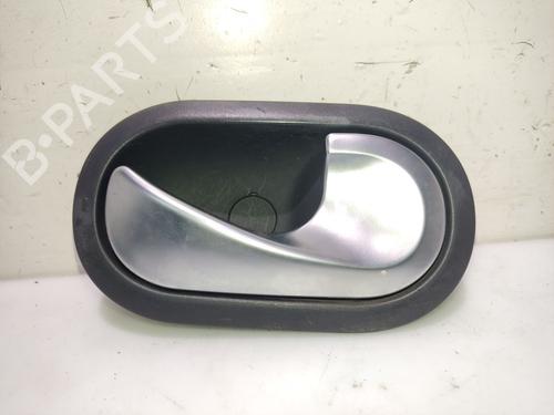 Højre fortil invendig håndtag RENAULT MODUS / GRAND MODUS (F/JP0_) 1.5 dCi (FP0D, JP0D) (82 hp) 24585401