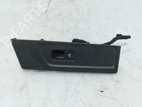 Used Right front window switch Right front window switch VW PASSAT B7 (362) 2.0 TDI (140 hp) 33809653 33809653