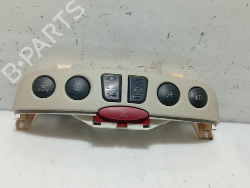 warning-switch-fiat-punto-188_-1999-2000-2001-2002-2003-2004-2005-2006-2007-2008-2009-2010-2011-2012-32301476 main image