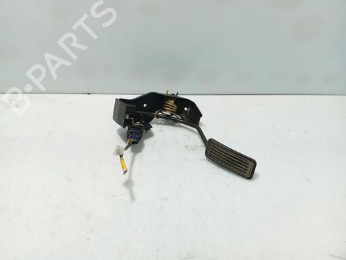 Pedal TOYOTA AVENSIS Estate (_T25_) 2.0 D-4D (CDT250_, CDT250R) (116 hp) 31130345