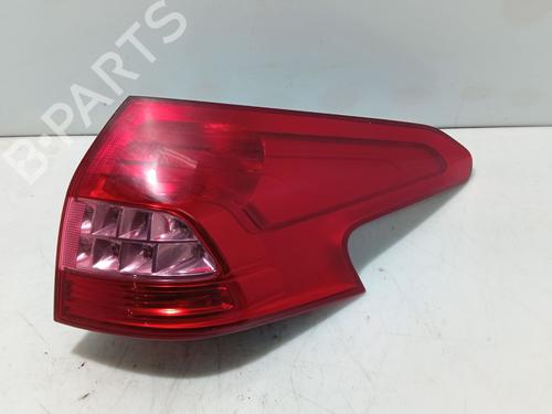 Used Right taillight CITROËN C5 III Break (RW_) 2.0 HDi 140 (140 hp) 32220323