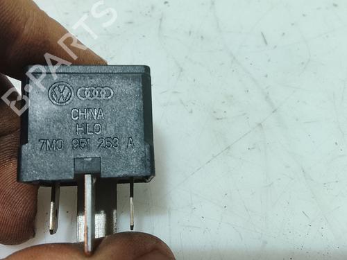 Electronic module SEAT IBIZA IV (6J5, 6P1) 1.6 TDI | BP38011417M83 - Image 3