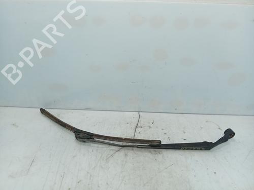 Used Front windshield wiper arm Front windshield wiper arm 37421152 37421152
