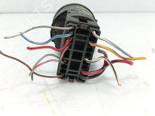 Headlight switch VW POLO IV (9N_, 9A_) 1.4 TDI | BP39668564I24 - Image 3