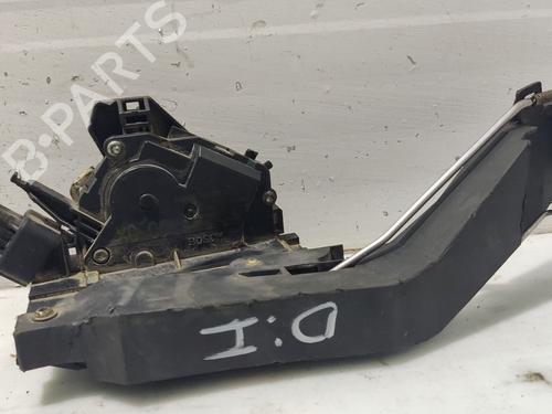 Used Front left lock FORD FOCUS I Turnier (DNW) [1999-2007]  31105356