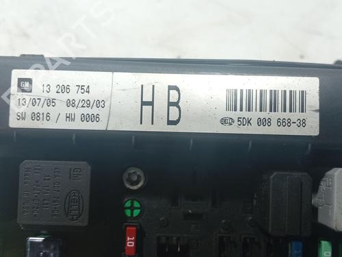 Fuse box OPEL ASTRA H (A04) 1.7 CDTI (L48) | BP36153159E1 - Image 4
