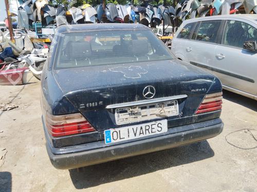 Left front indicator MERCEDES-BENZ 124 Saloon (W124) 200 D (124.120) | BP31105045C32 