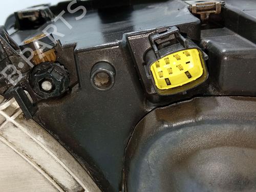 Right headlight CHRYSLER VOYAGER IV (RG, RS) 2.5 CRD | BP32305593C29