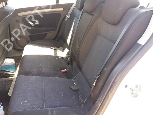 Right front indicator RENAULT LAGUNA III Grandtour (KT0/1) 2.0 dCi (KT07, KT0J, KT14, KT1A, KT1S) | BP31099679C33 