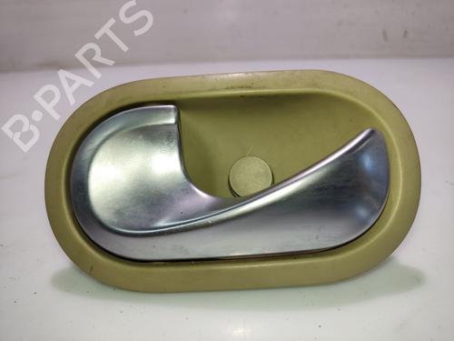 Used Front left interior door handle RENAULT SCÉNIC II (JM0/1_) 1.9 dCi (JM14) (131 hp) 23543139
