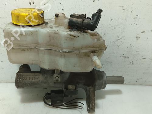 Used Brake master cylinder Brake master cylinder 38013125 38013125