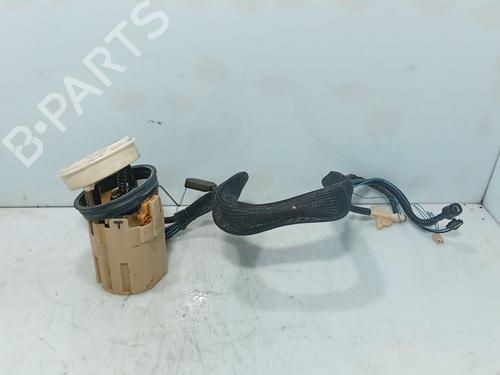 Used Fuel pump MERCEDES-BENZ C-CLASS (W203) C 200 CDI (203.007) (122 hp) 32304044