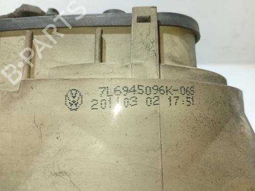 Højre baglygte VW TOUAREG (7LA, 7L6, 7L7) 2.5 R5 TDI | BP31102048C35 