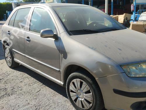 Brugte SKODA FABIA I (6Y2) 1.2 (54 hp) 4370504