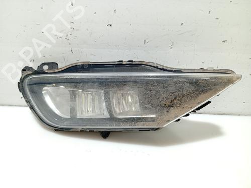 Feu de brouillard avant droit VOLVO V90 II Estate (235) D4 (190 hp) 31102529