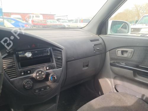 Right tailgate light KIA CARENS I MPV (FC, FJ) 2.0 CRDi | BP31102525C80 