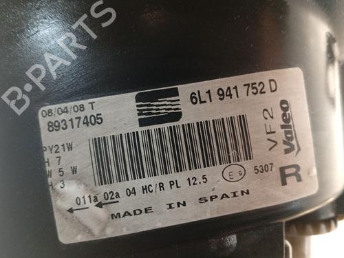 Right headlight SEAT IBIZA III (6L1) 1.4 16V | BP32305582C29