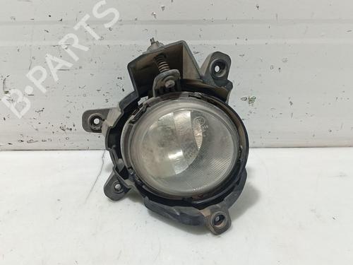 Used Right front fog light KIA CARENS III MPV (UN) 2.0 CRDi 115 (115 hp) 31109032