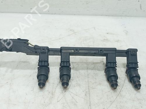 Used Injection rail Injection rail RENAULT CLIO II (BB_, CB_) 1.2 (BB0A, BB0F, BB10, BB1K, BB28, BB2D, BB2H, CB0A,... (58 hp) 36527180 36527180