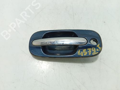 Used Front left exterior door handle HYUNDAI TRAJET (FO) 2.0 CRDi (113 hp) 18992028
