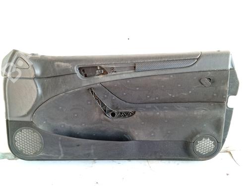 Høyre frontpanel Høyre frontpanel MERCEDES-BENZ CLK (C208) CLK 200 (208.335) (136 hp) 37027645 37027645