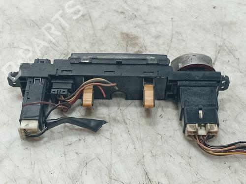 Warning switch HYUNDAI i20 I (PB, PBT) 1.2 | BP36991857I22 - Image 3