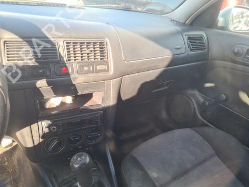 Headlight switch VW GOLF IV (1J1) 1.9 TDI | BP31103573I24 