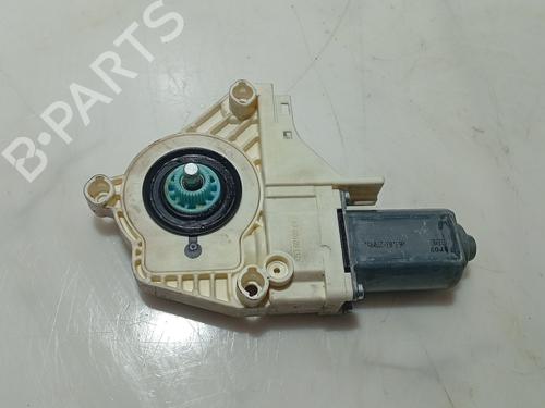 Right rear window motor LAND ROVER RANGE ROVER SPORT I (L320) 2.7 D 4x4 | BP31133134E22