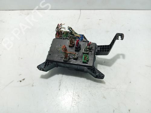 Sikringsdåse FORD MONDEO III Saloon (B4Y) 2.0 TDCi (130 hp) 32176670