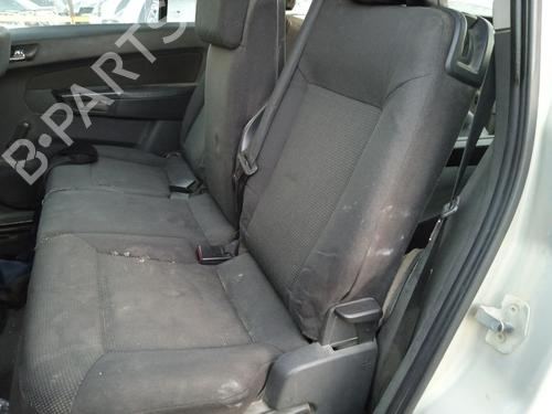 Fuse box OPEL ZAFIRA / ZAFIRA FAMILY B (A05) 1.9 CDTI (M75) | BP19007564E1 