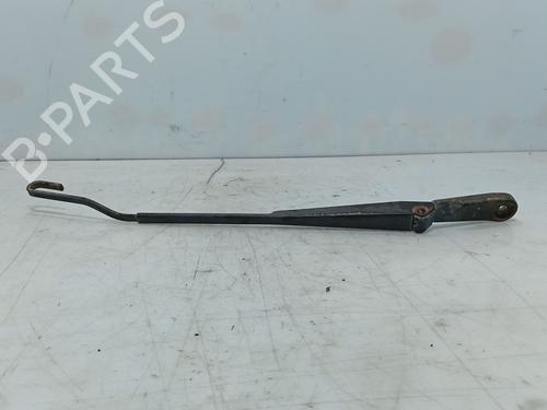 Used Front windshield wiper arm Front windshield wiper arm 37460284 37460284
