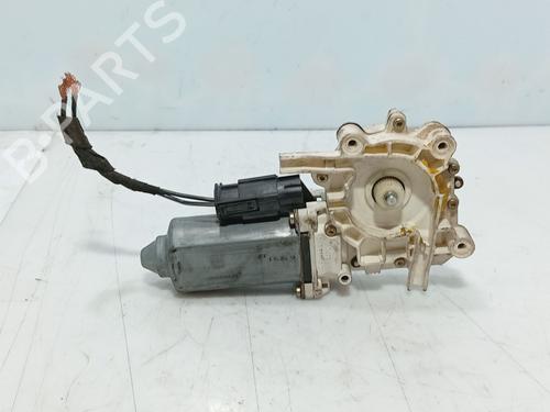 Vindusheismotor høyre foran Vindusheismotor høyre foran 39617661 39617661