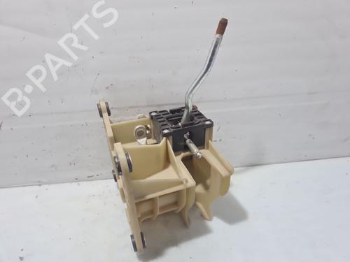 Selector da caixa FORD FOCUS C-MAX (DM2) [2003-2007]  31098345