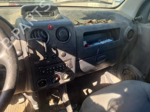 Front left lock CITROËN BERLINGO / BERLINGO FIRST MPV (MF_, GJK_, GFK_) 1.9 D (MFWJZ) | BP31252742C98