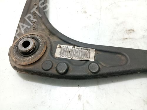 Left front suspension arm PEUGEOT 407 (6D_) 1.8 16V (6D6FYC) | BP31106431M12