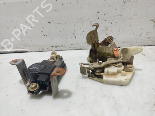 Used Rear left lock MITSUBISHI PAJERO CLASSIC (V2_W, V6_W, V7_W) 2.5 TD (V24W) (115 hp) 31106072