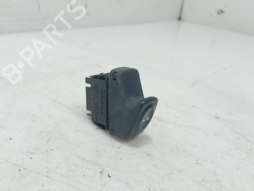 Right front window switch RENAULT KANGOO (KC0/1_) D 65 1.9 (KC0E, KC02, KC0J, KC0N) | BP36798793I26 - Image 2