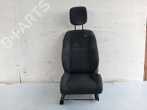 Used Right front seat Right front seat RENAULT MEGANE III Hatchback (BZ0/1_, B3_) 1.5 dCi (BZ1G, BZ1W, BZ0R) (95 hp) 33820098 33820098