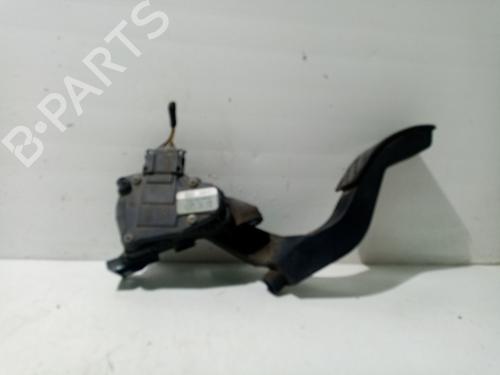 pedal-vw-passat-b55-3b3-8d1721523e-2000-2001-2002-2003-2004-2005-19744433 main image