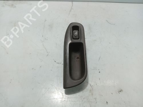 Comutador vidro frente direito RENAULT SCÉNIC I MPV (JA0/1_, FA0_) 1.9 dTi (JA0N) (98 hp) 31111238